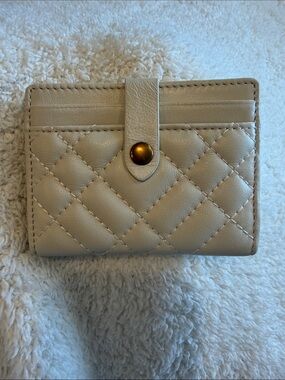 Kurt Geiger London Multi Card Holder Quilted Bone Color NWT